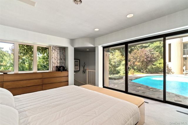 20 Cole Drive, Armonk, NY 10504