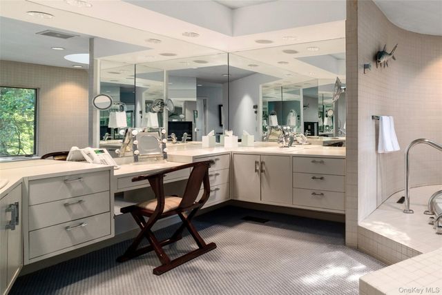 20 Cole Drive, Armonk, NY 10504