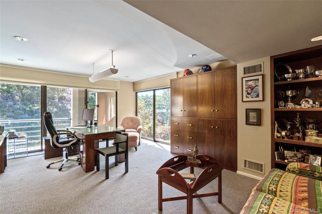 20 Cole Drive, Armonk, NY 10504