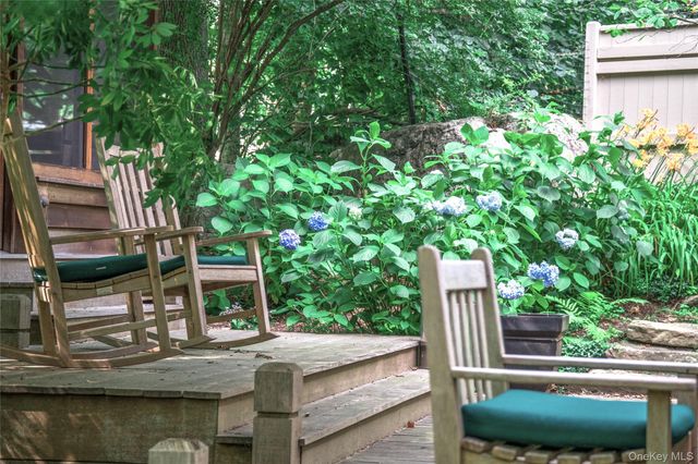 20 Cole Drive, Armonk, NY 10504