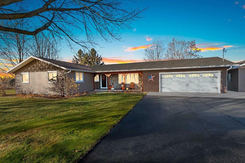 N5595 LOCUST ROAD, Shawano, WI 54166