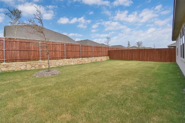 7221 Mayplace Drive, Mckinney, TX 75071