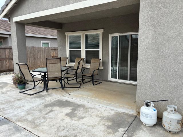 1104 Elm Terrace Way, Wheatland, CA 95692