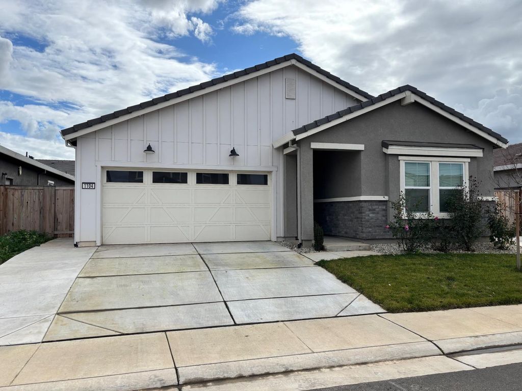 1104 Elm Terrace Way, Wheatland, CA 95692