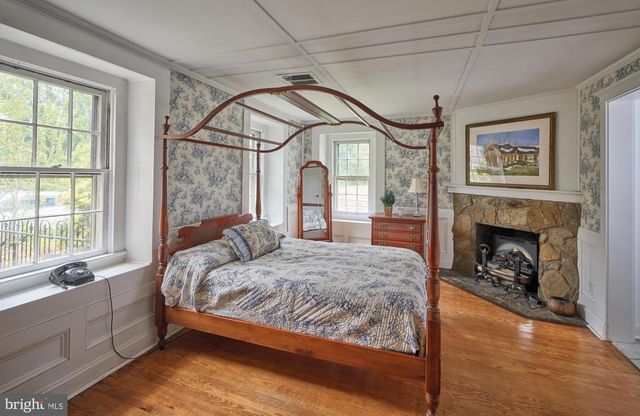 1465 MAKEFIELD RD, Yardley, PA 19067