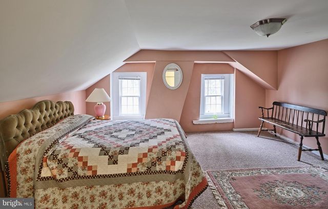 1465 MAKEFIELD RD, Yardley, PA 19067