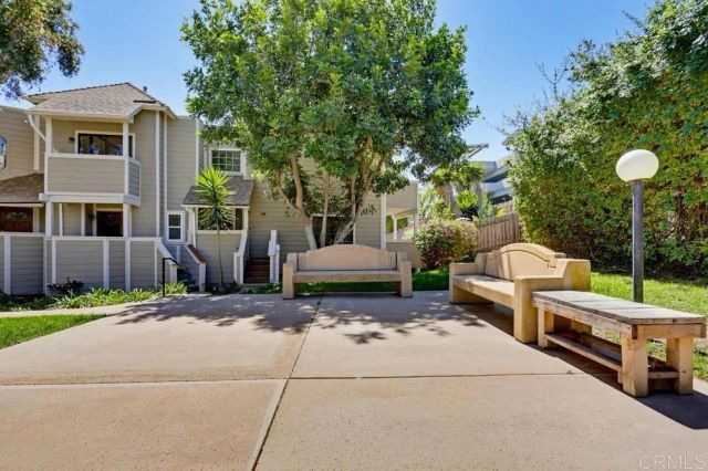 9270 Towne Centre Drive 35, San Diego, CA 92121