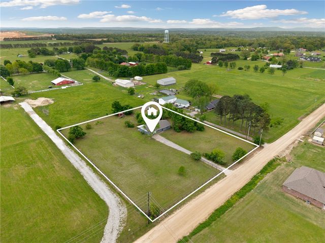 18576 Columbine Road, Fayetteville, AR 72704