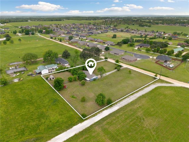 18576 Columbine Road, Fayetteville, AR 72704