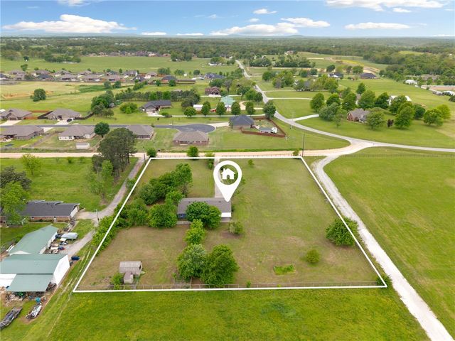 18576 Columbine Road, Fayetteville, AR 72704