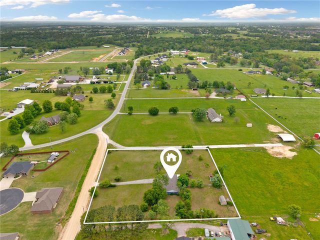 18576 Columbine Road, Fayetteville, AR 72704