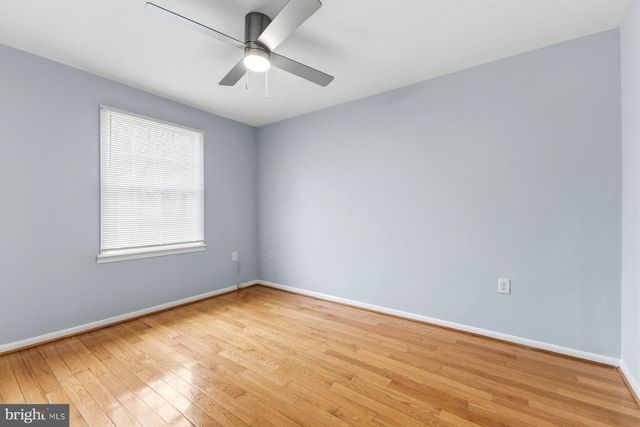 7233 EVANSTON RD, Springfield, VA 22150