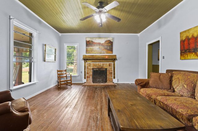 4453 Fm 902, Howe, TX 75459
