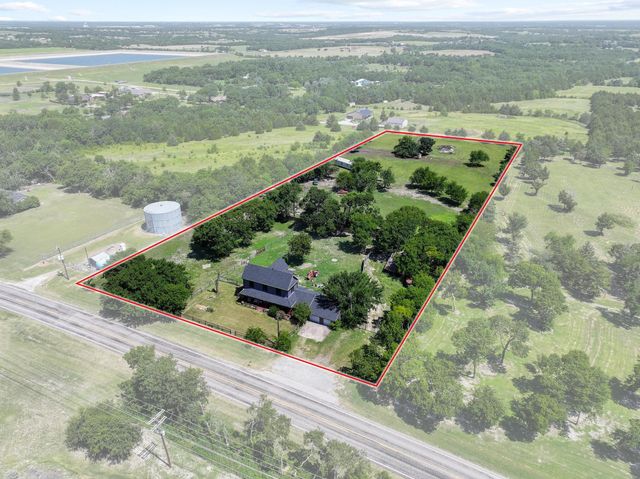 4453 Fm 902, Howe, TX 75459