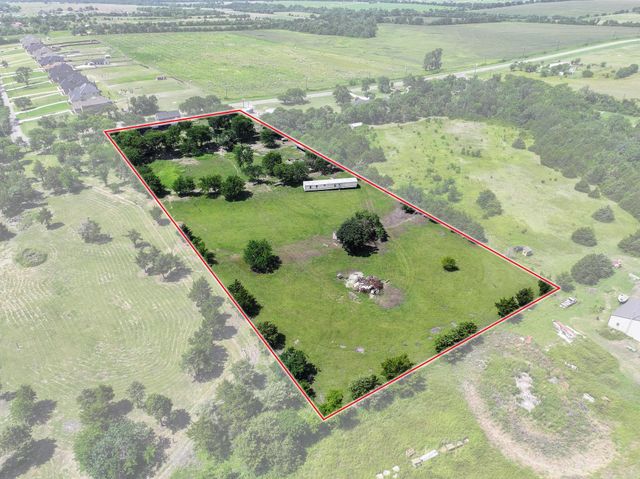 4453 Fm 902, Howe, TX 75459