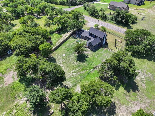 4453 Fm 902, Howe, TX 75459
