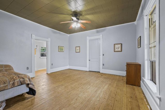 4453 Fm 902, Howe, TX 75459