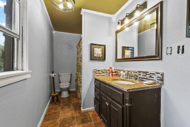 4453 Fm 902, Howe, TX 75459