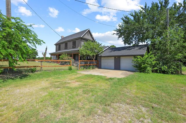4453 Fm 902, Howe, TX 75459
