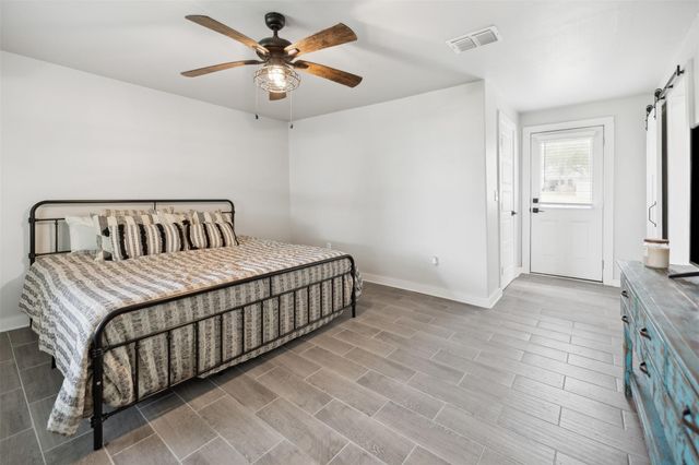 5530 Us Highway 90a W, Shiner, TX 77984