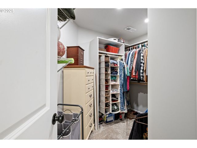 368 HILLEGAS Ave, Creswell, OR 97426