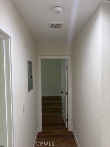 5875 S Towne Avenue, Los Angeles, CA 90003