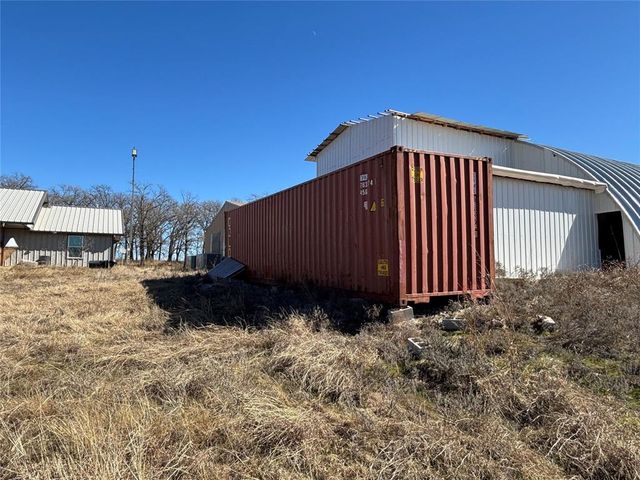 24377 E County Road 1700, Elmore City, OK 73433