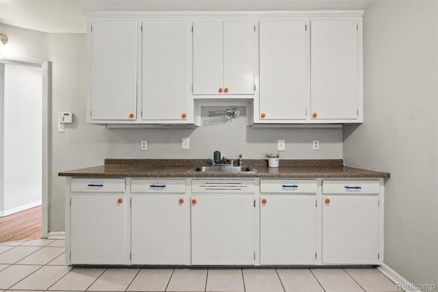 19580 Brady Street, Redford Charter Township, MI 48240