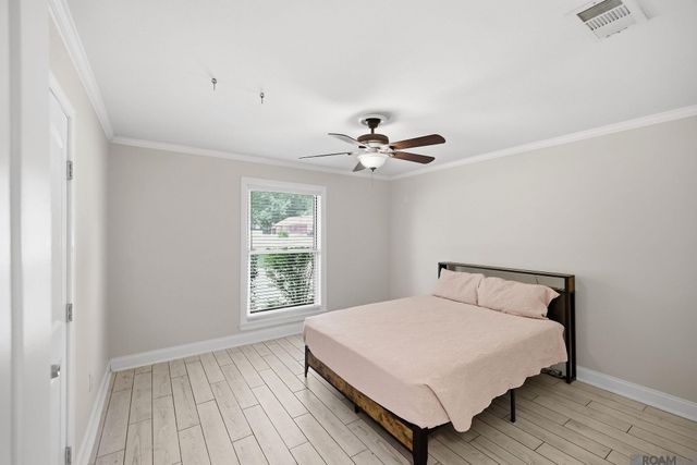 25540 Plantation Ave, Denham Springs, LA 70726