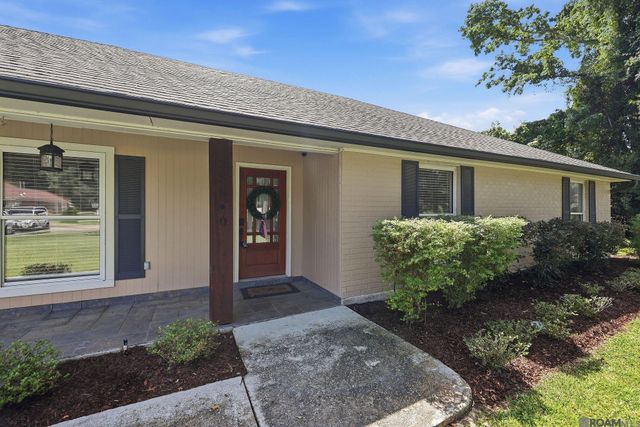 25540 Plantation Ave, Denham Springs, LA 70726