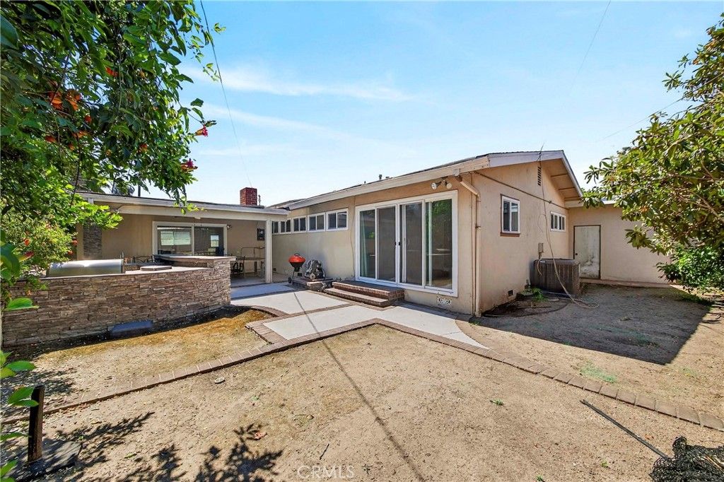Image 30 of property listing at 912 El Dorado Drive, Fullerton, CA 92832
