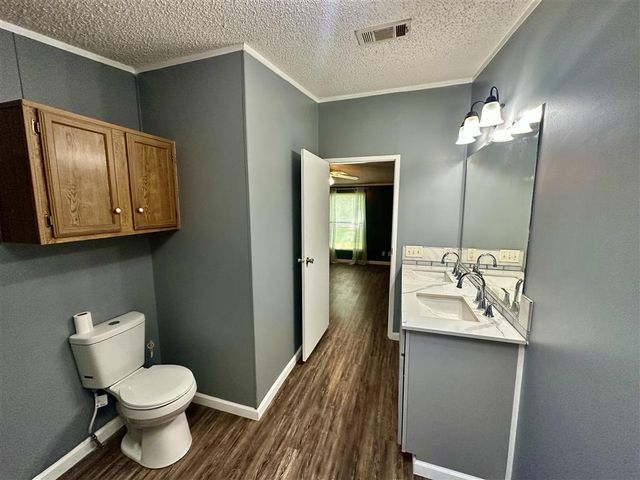 3494 M Ogea Road, Lake Charles, LA 70605