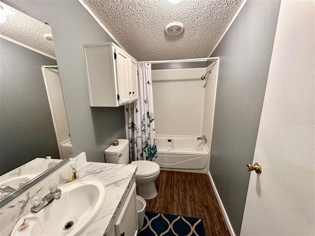 3494 M Ogea Road, Lake Charles, LA 70605