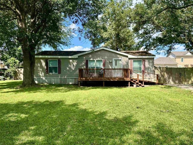 3494 M Ogea Road, Lake Charles, LA 70605