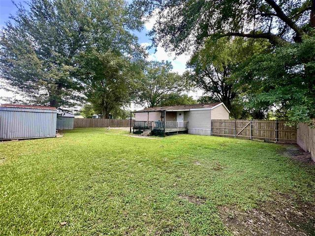3494 M Ogea Road, Lake Charles, LA 70605