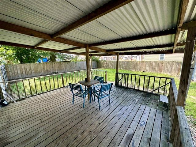 3494 M Ogea Road, Lake Charles, LA 70605