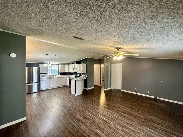 3494 M Ogea Road, Lake Charles, LA 70605