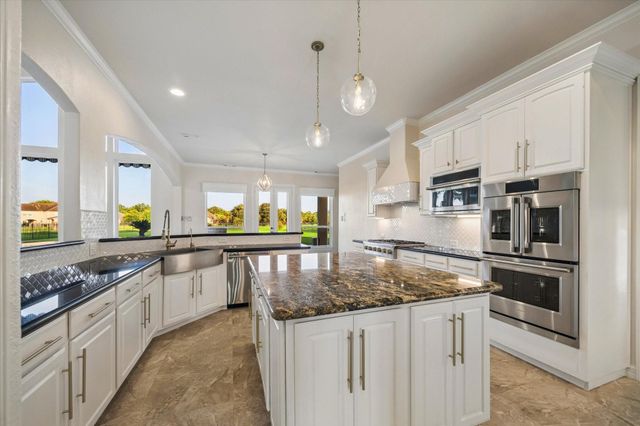 4511 Creek Point Lane, Missouri City, TX 77459