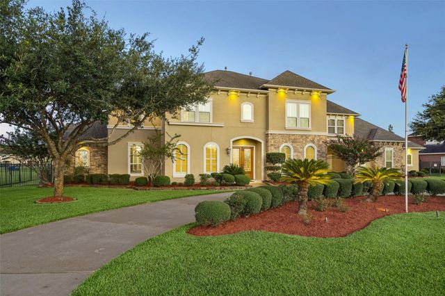 4511 Creek Point Lane, Missouri City, TX 77459