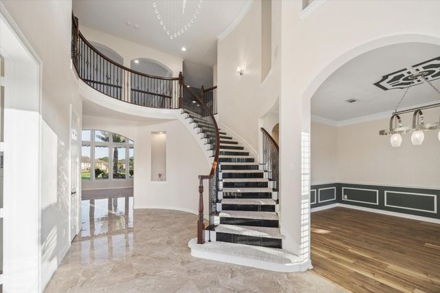 4511 Creek Point Lane, Missouri City, TX 77459