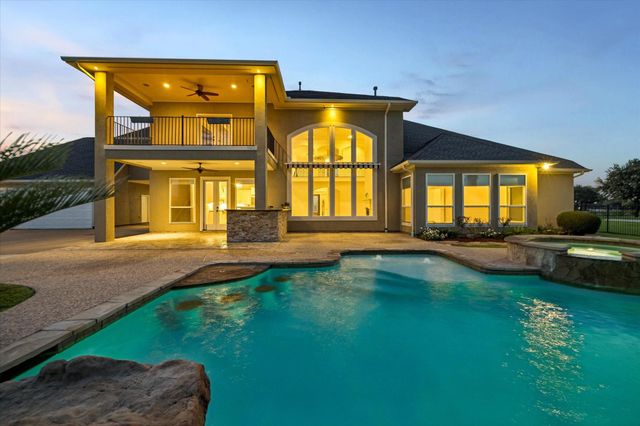 4511 Creek Point Lane, Missouri City, TX 77459
