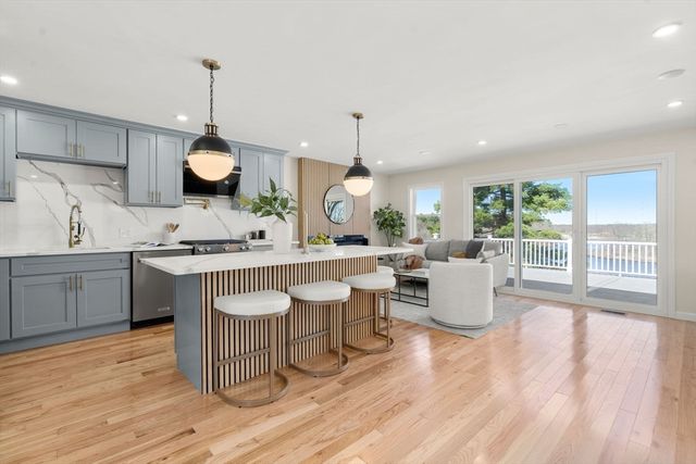 243 Riverside Dr, Dedham, MA 02026