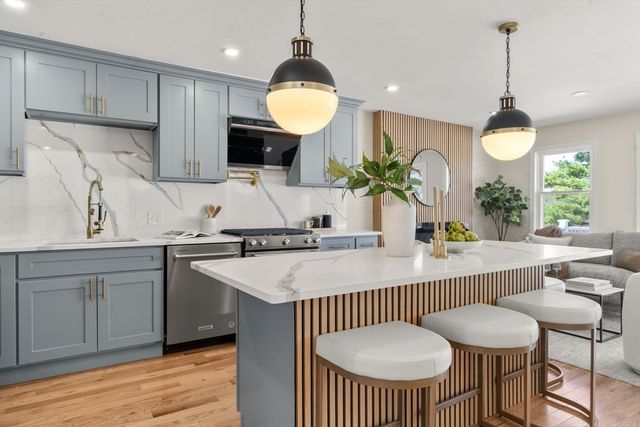 243 Riverside Dr, Dedham, MA 02026