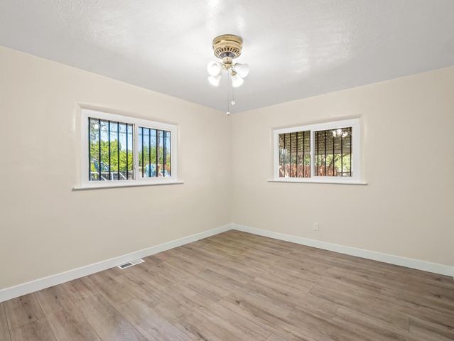 5017 E Washington Avenue, Fresno, CA 93727