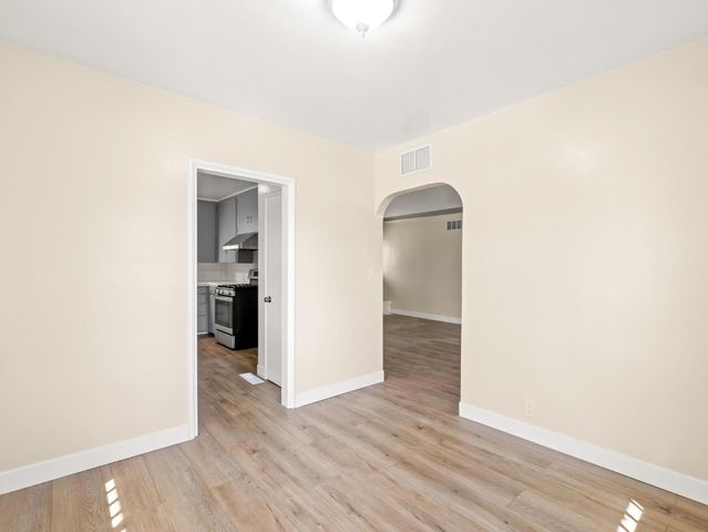 5017 E Washington Avenue, Fresno, CA 93727