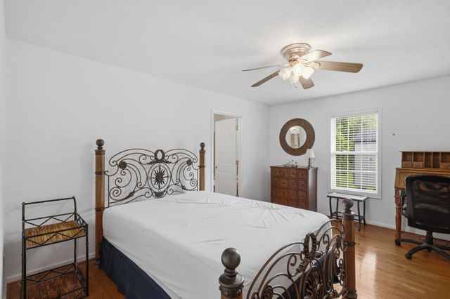 6367 Medley Amonette Rd, Buffalo Valley, TN 38548