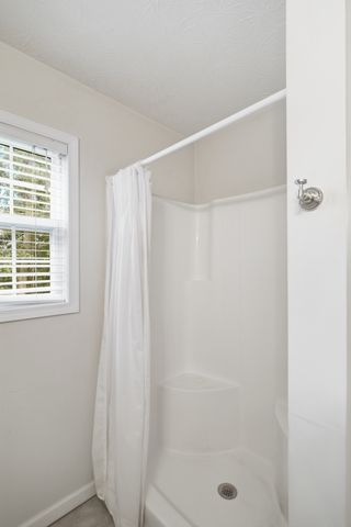 6367 Medley Amonette Rd, Buffalo Valley, TN 38548