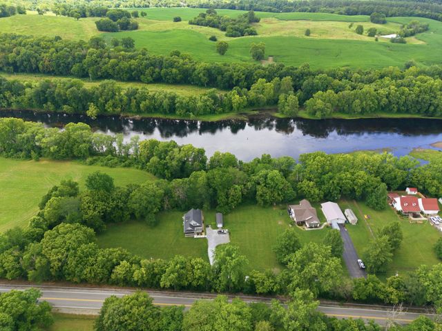 6367 Medley Amonette Rd, Buffalo Valley, TN 38548