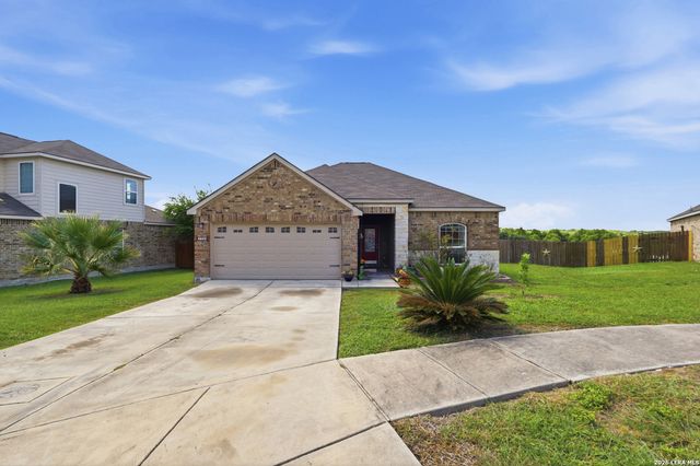 6187 Poinsettia, New Braunfels, TX 78132