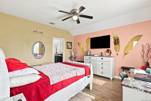 6187 Poinsettia, New Braunfels, TX 78132